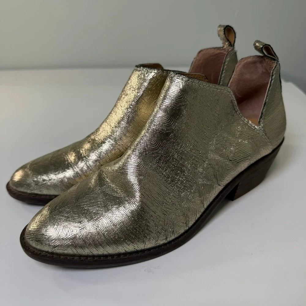 Lucky Brand Fayth Metallic Gold Textured Leather Ankle‎ Boots Womens 8.5